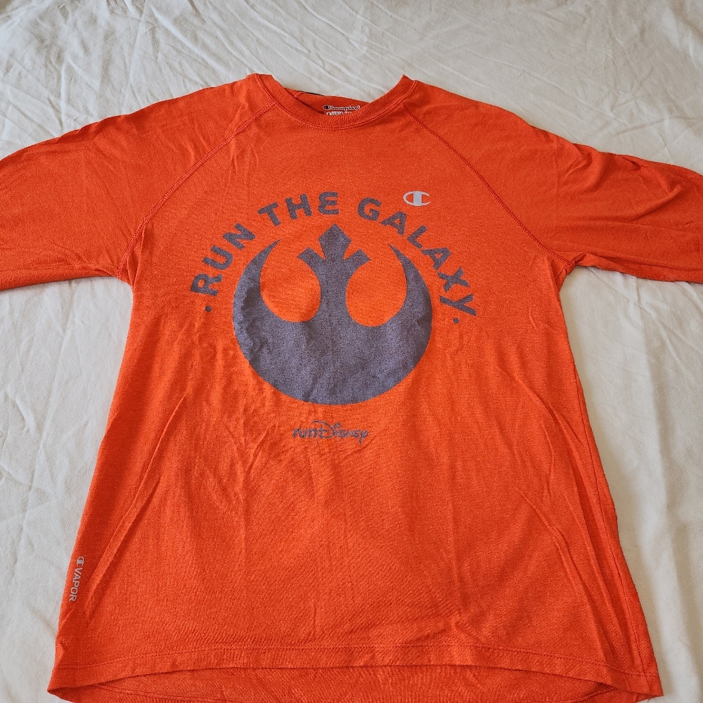 runDisney Star Wars long sleeve tshirt, size M, run the galaxy